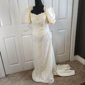 Vintage‎ Womens Light Yellow Lace Maxi Dress Size 13/14 Prom Princess Dance 70s